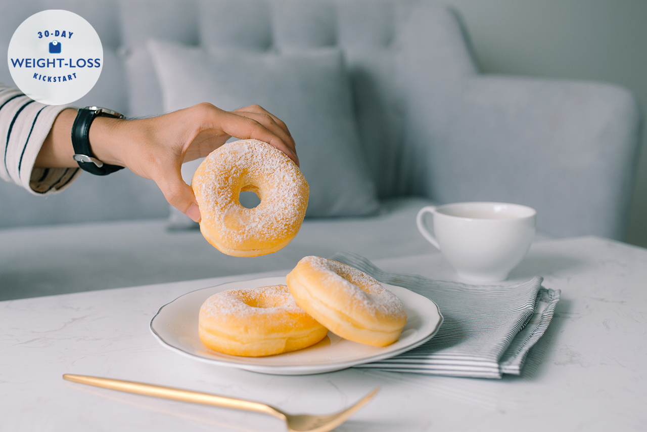 Nighttime snacking promotes vicious cycle of sleeplessness, weight gain,  junk food cravings - Study Finds