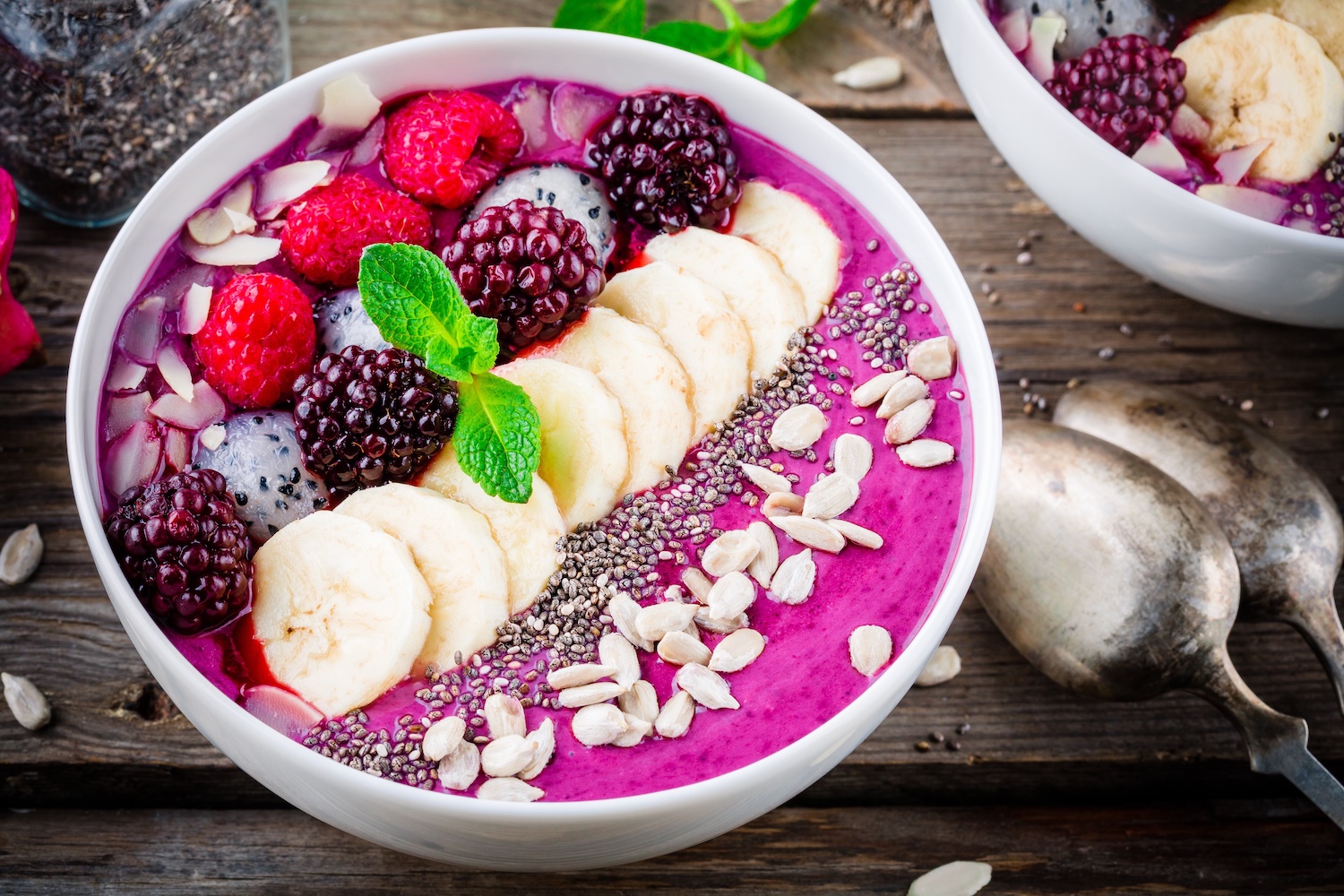 Low Calorie Acai Smoothie Bowls - Lose Weight By Eating