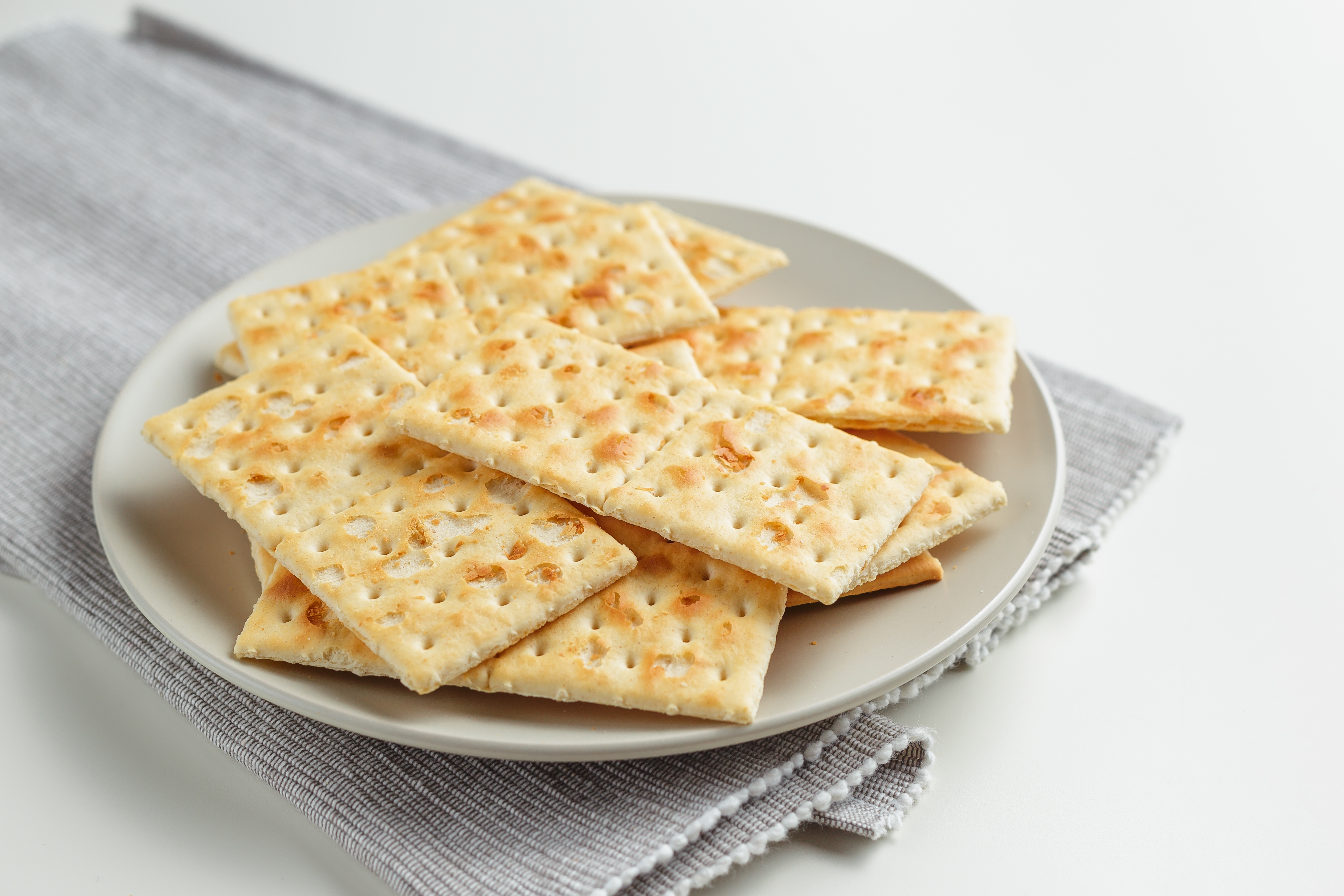 Are saltine crackers hotsell bad for dogs