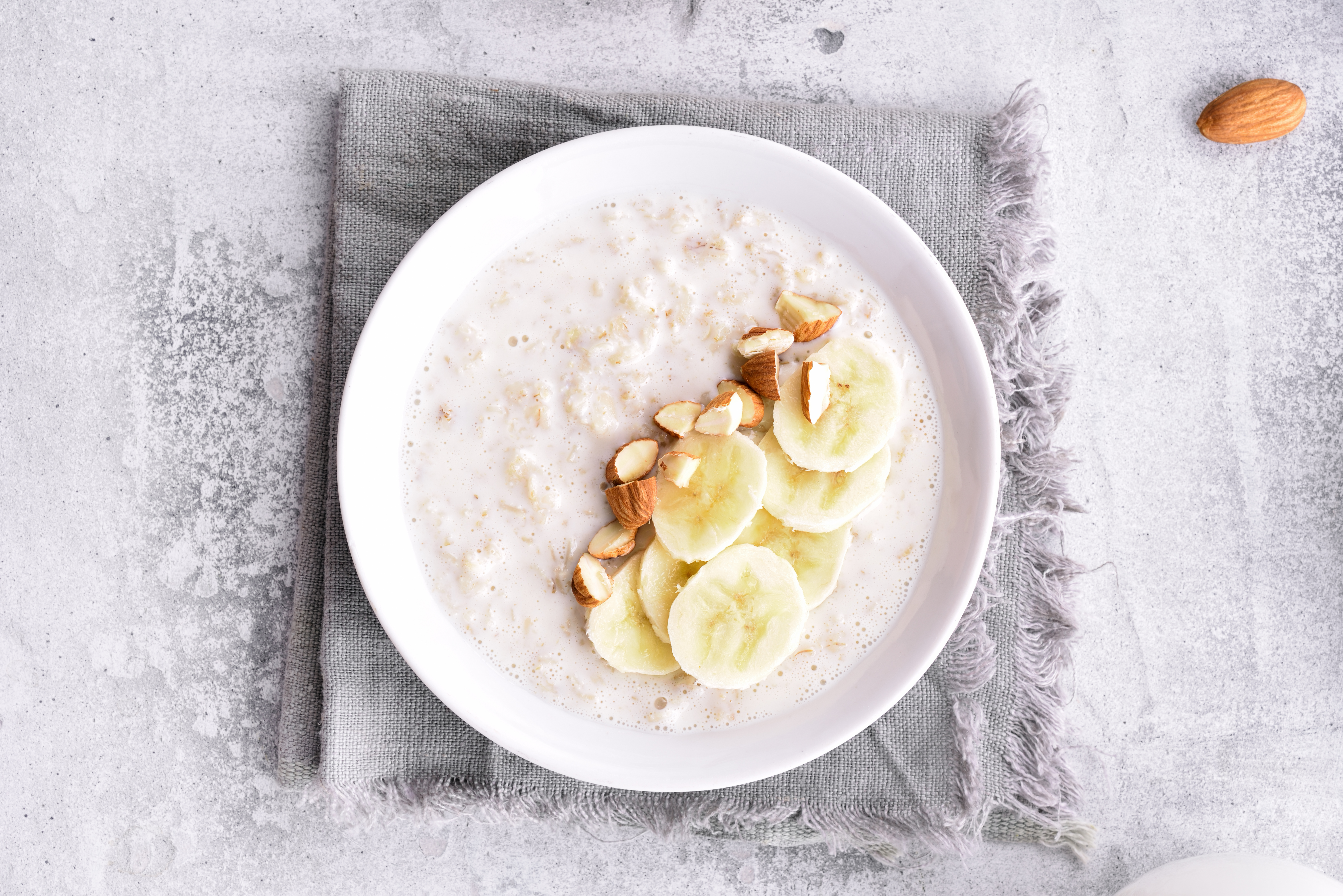 What Are the Health Benefits of Grits Vs. Oatmeal   livestrong