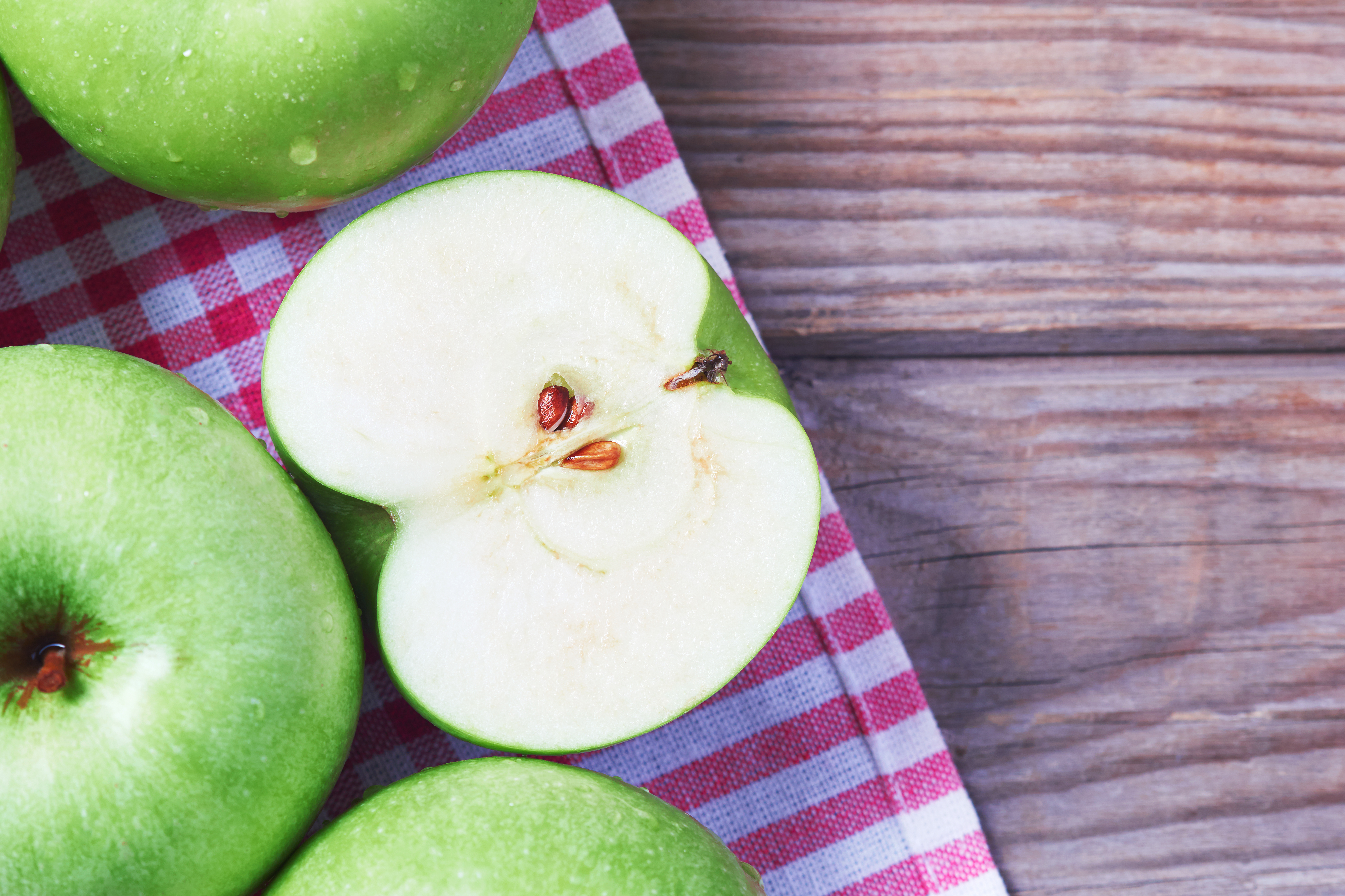 Granny Smith Apples Information and Facts