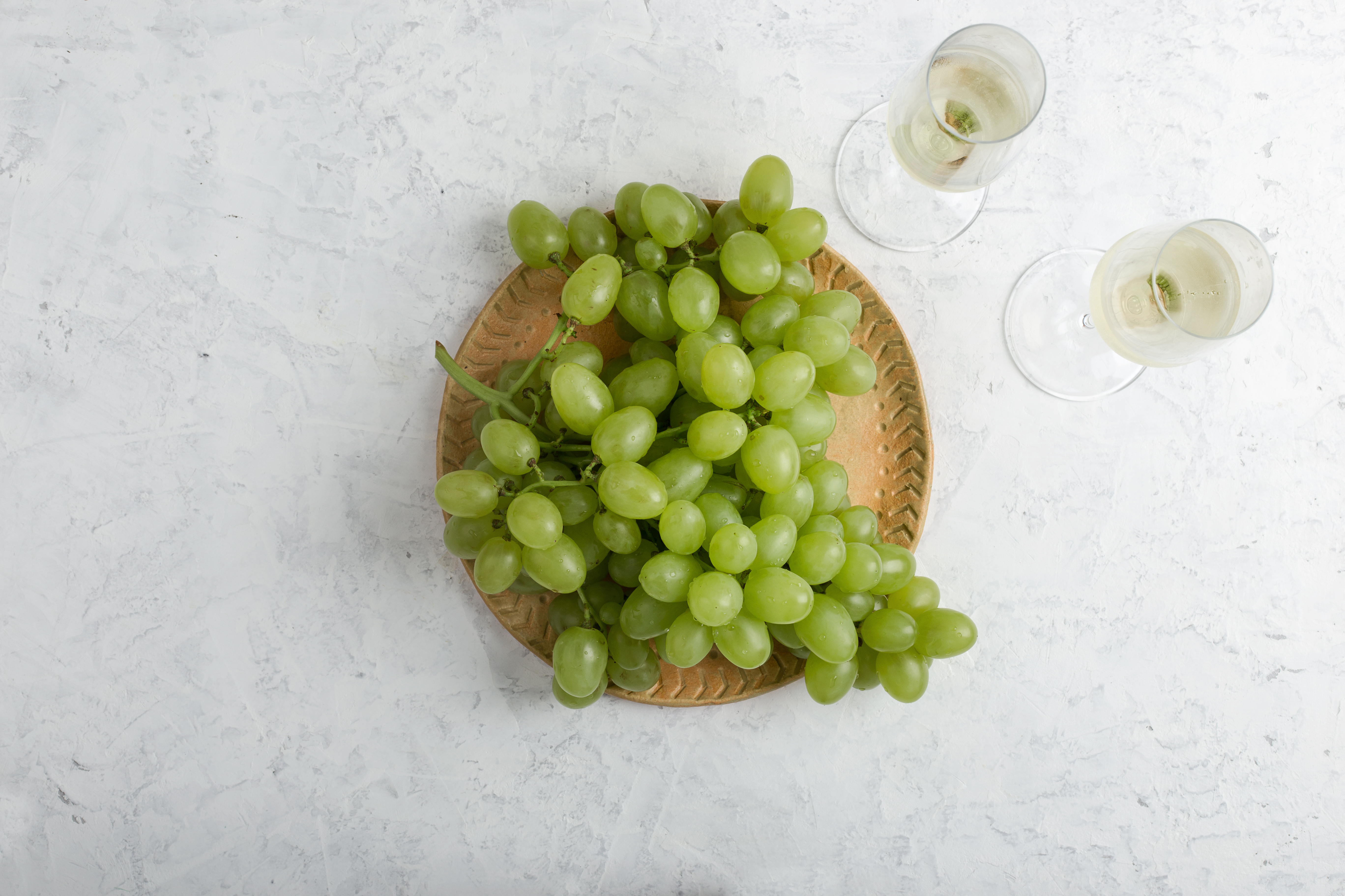 Green Seedless Grapes Information and Facts