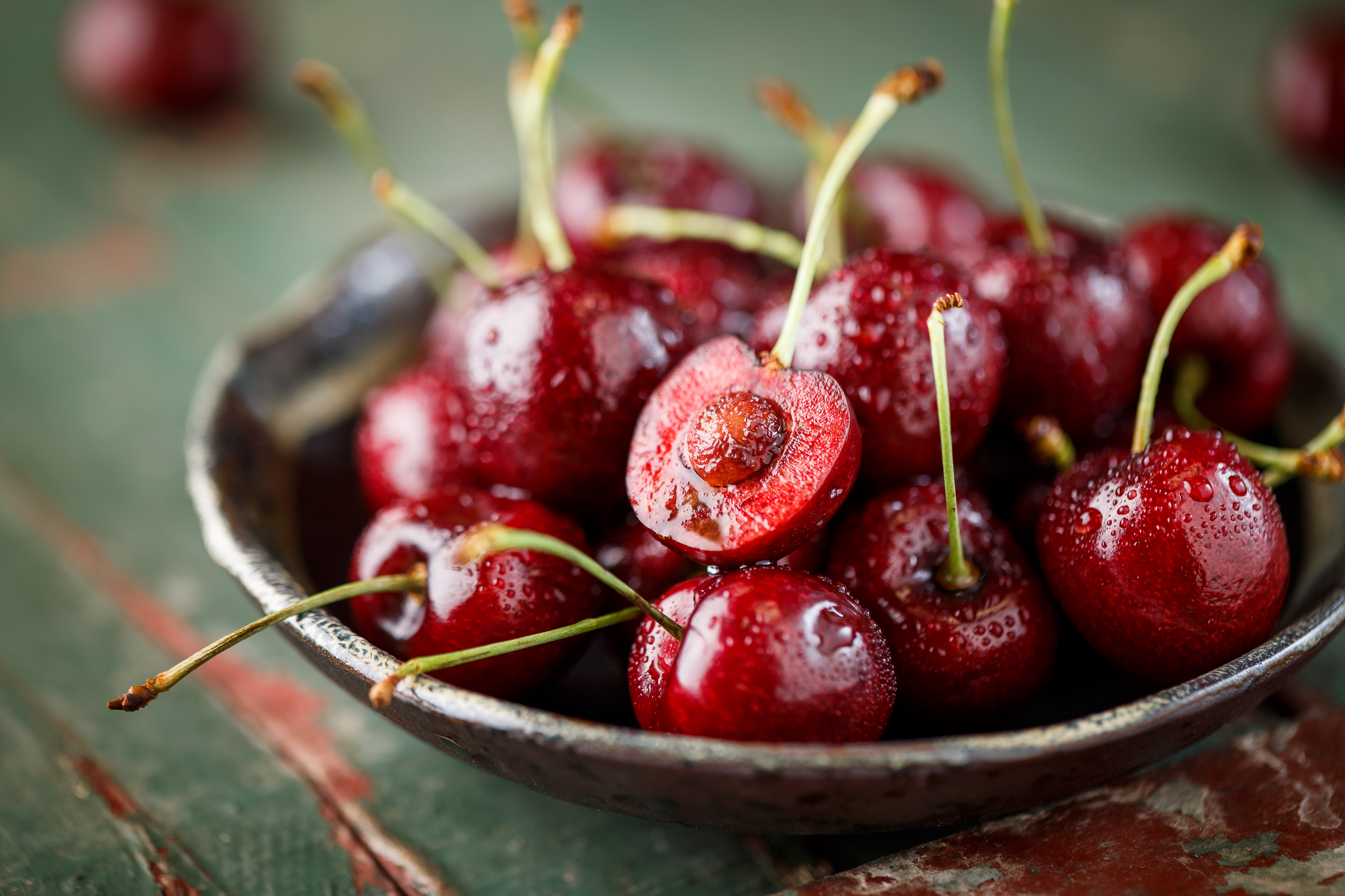 Low-Calorie Fruits You Should Eat​