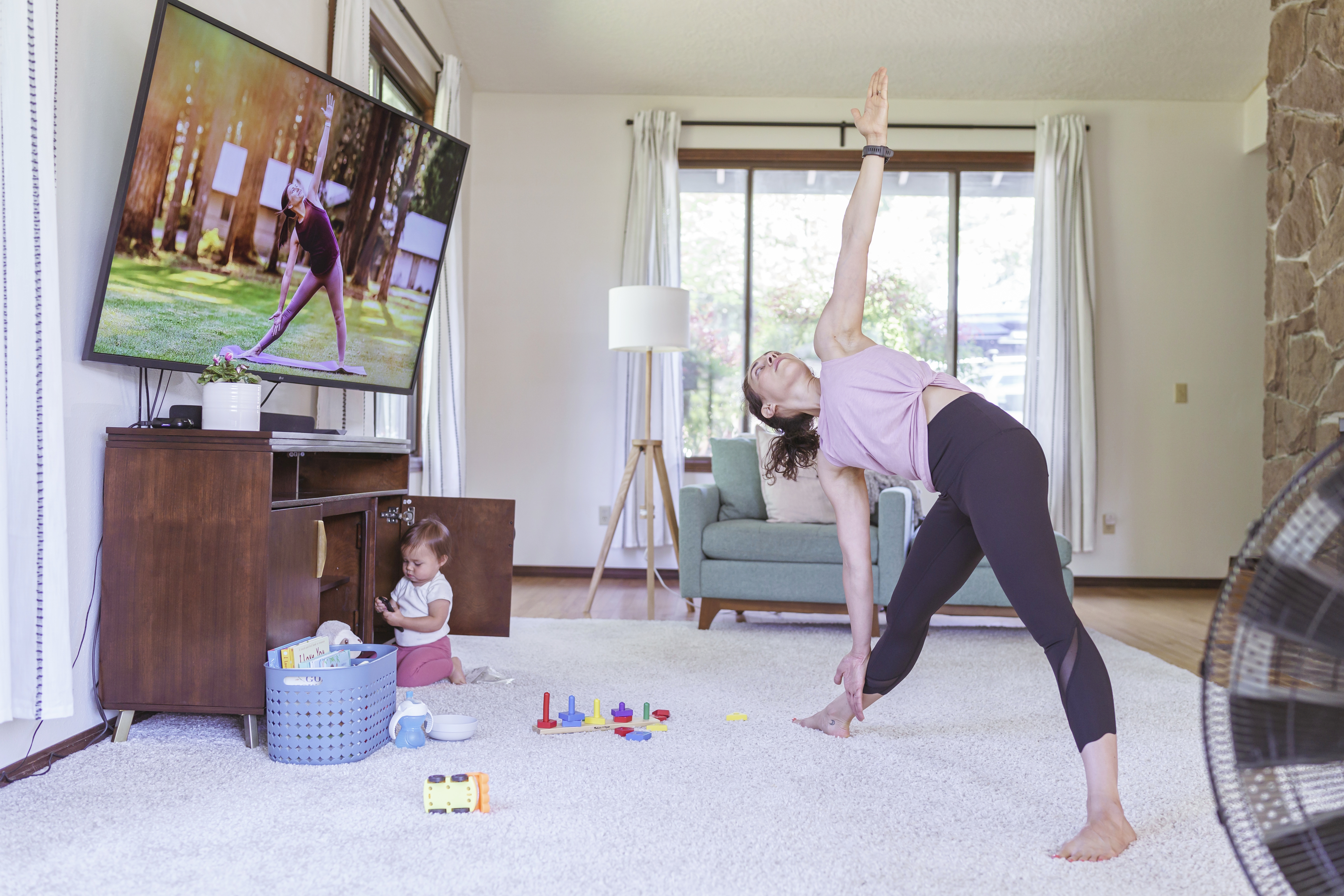 The 9 Best Workout DVDs for Beginners According to a Trainer