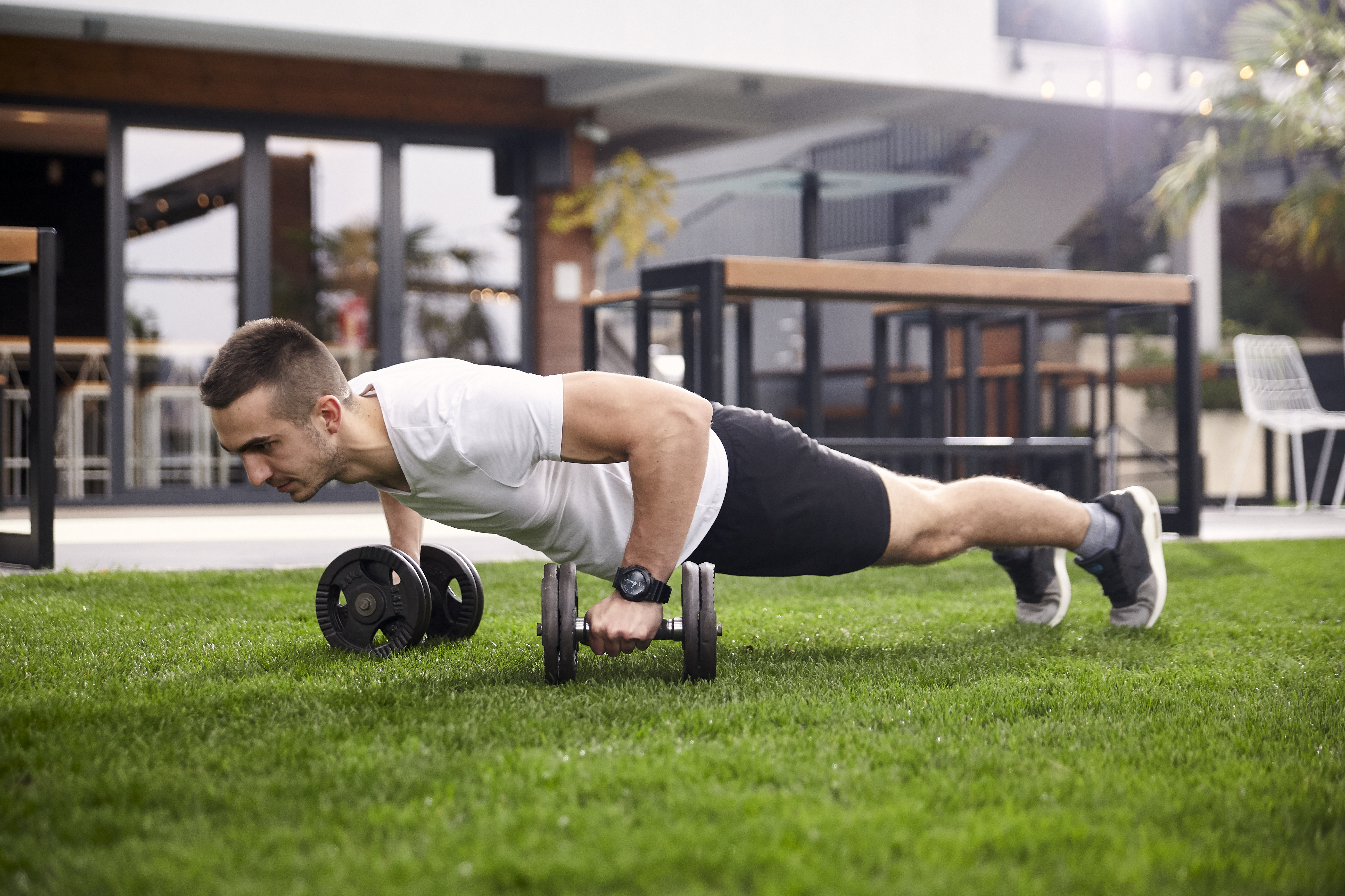 Correct push up form for online chest