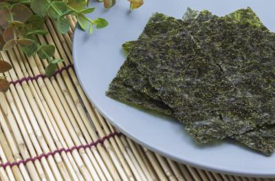 What Are the Benefits of Roasted Seaweed livestrong