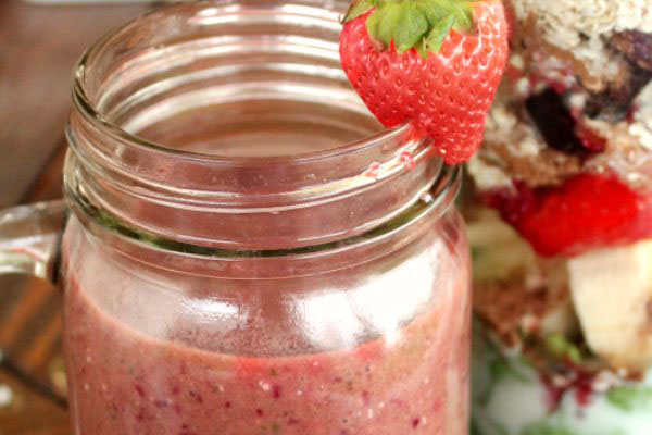 Berry Protein Smoothie - I Heart Naptime