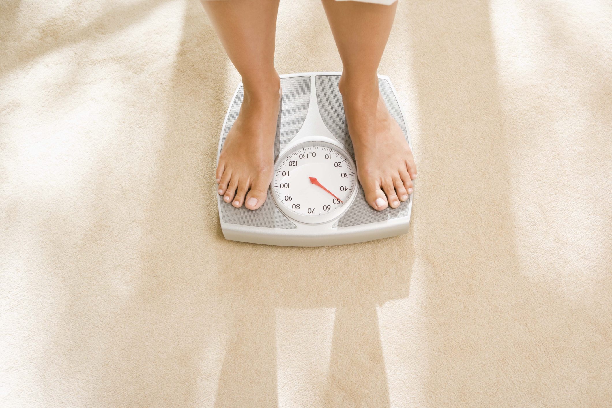 Why Do I Weigh More at Night? Guide to Fluctuations in Weight