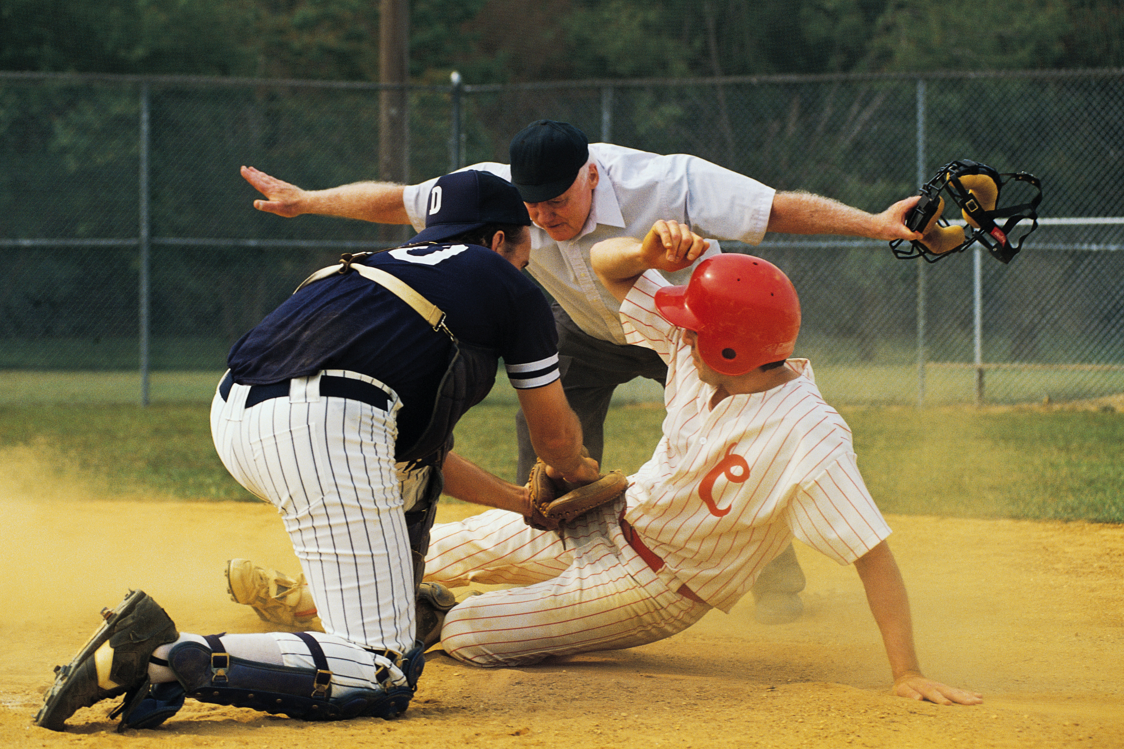 How many squats does a catcher squat in a single baseball game on