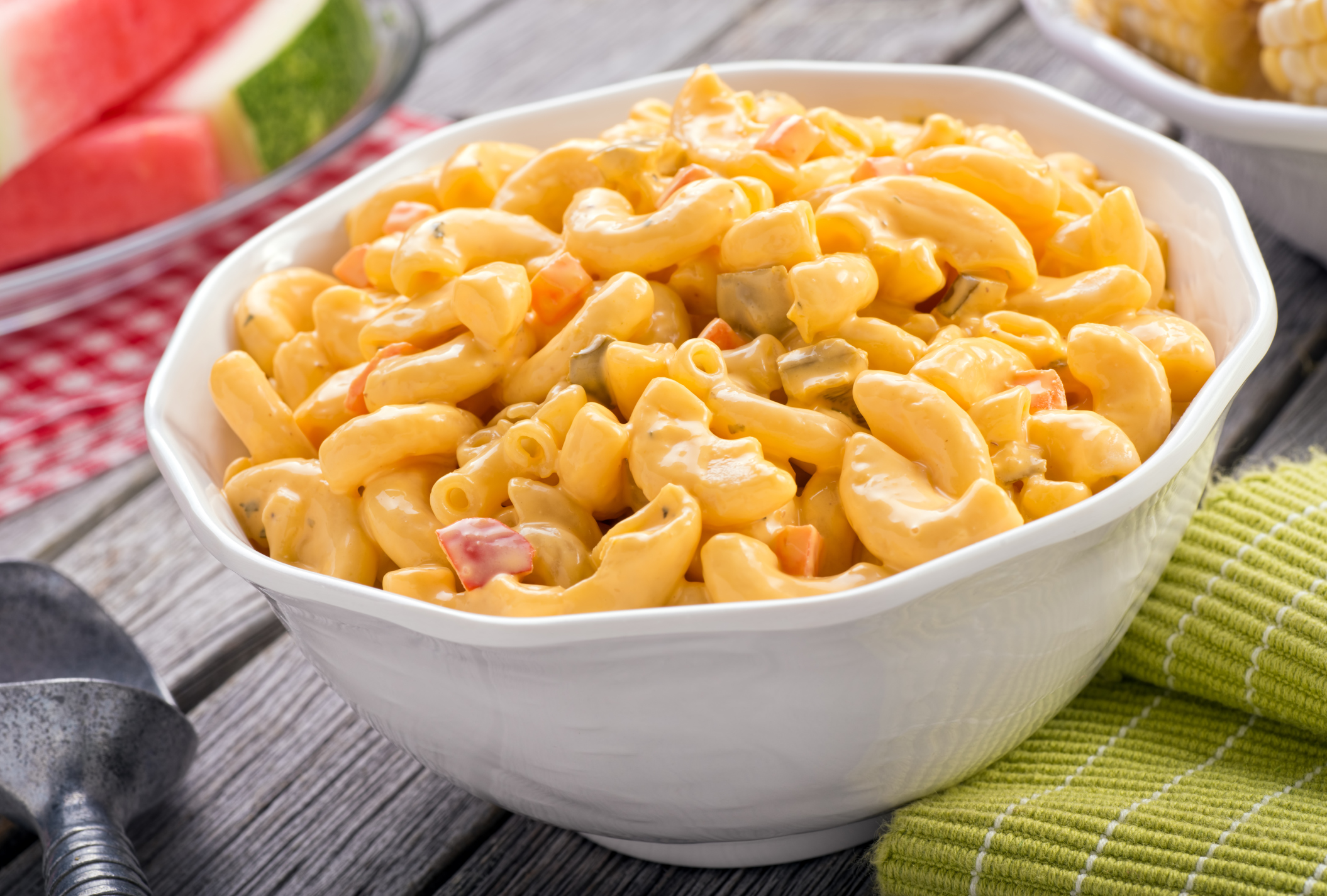 How Many Calories Are in Macaroni Salad? | livestrong