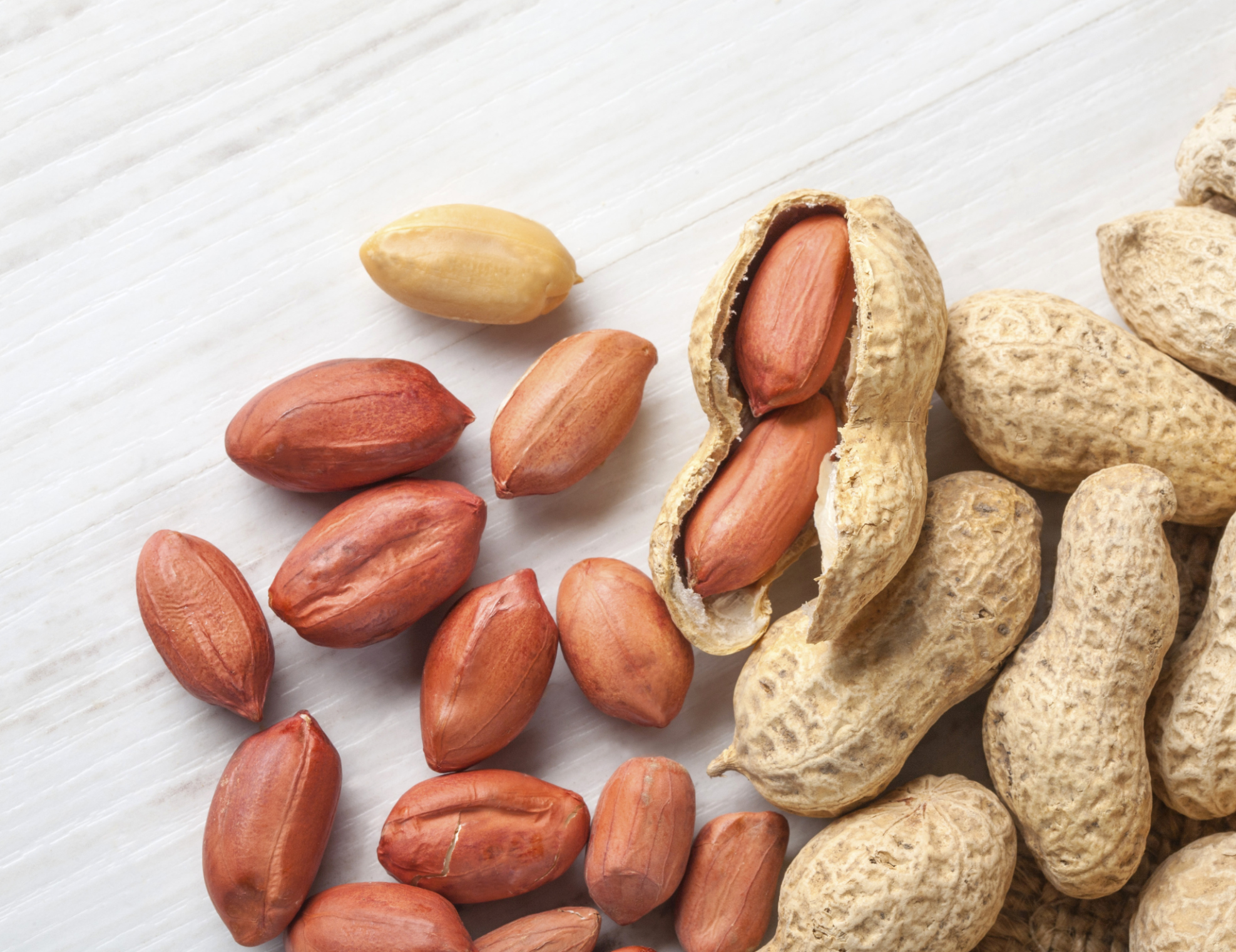 Nutrients in Peanut Skins | livestrong