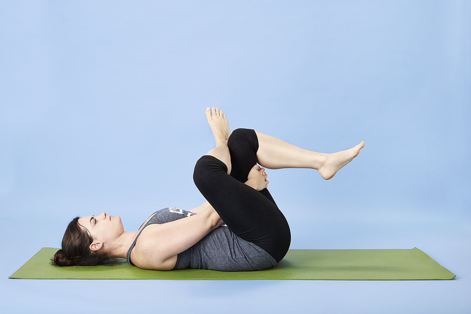 Pigeon Pose | The Definitive Guide To The Pigeon Pose – Yoga Society