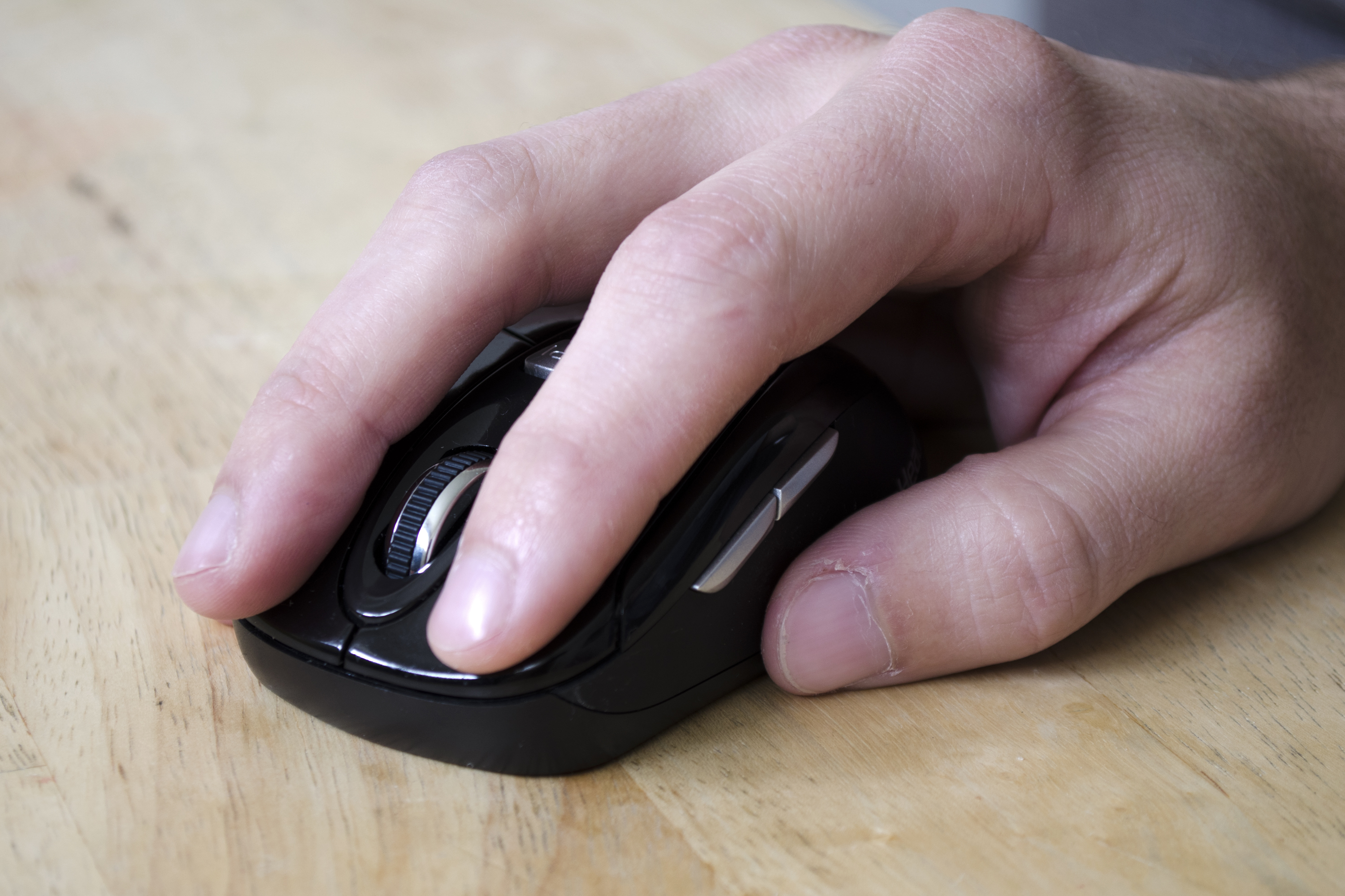 Сколько пальцев у мыши. Компьютерная мышь для пальцев. Мышка на палец беспроводная.