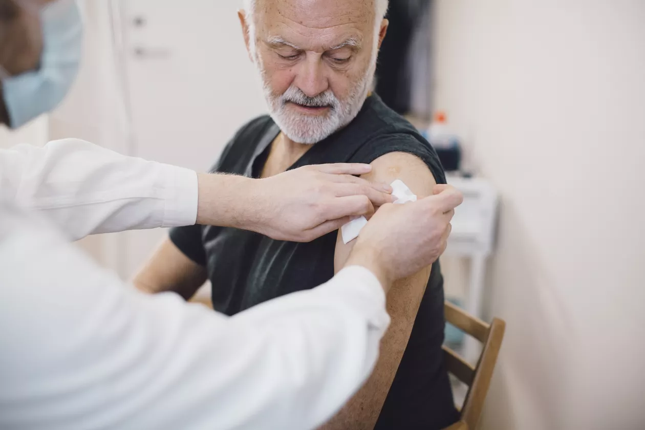 9 Things Doctors Want You to Know About the RSV Vaccine
