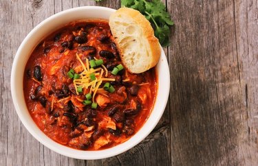 Yummy Turkey Quinoa Chili healthy crockpot recipes