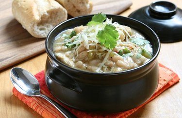 Hearty Chicken, Vegetable and White Bean Soup