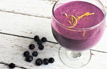 Almond Butter and Blueberry Smash Smoothie