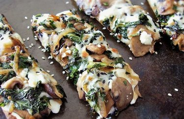 make-ahead freezer meals Kale and Wild Mushroom Flatbread Pizza