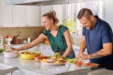 couple cooking