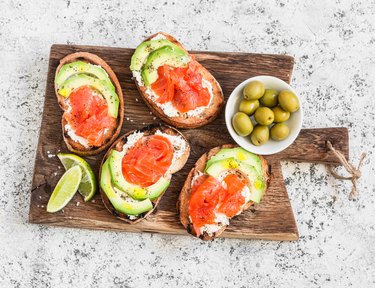 Healthy fats in appetizers made of cream cheese, smoked salmon and avocado