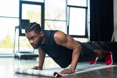 Working out at a gym is overrated: The best at-home workout