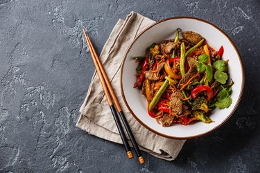 Stir fry beef with vegetables in bowl