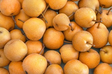 Do You Eat the Skin of an Asian Pear? | livestrong