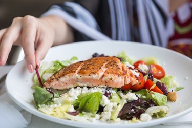 Grilled salmon salad, a food high in nucleic acid