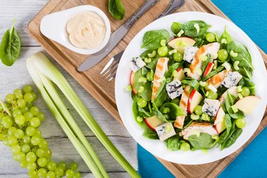 grilled chicken, spinach, apple slices, gorgonzola cheese, grape