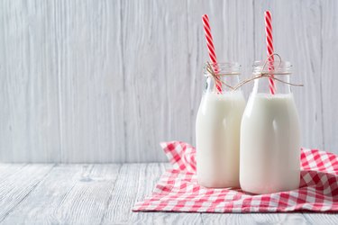 Health Benefits of Drinking Warm Milk