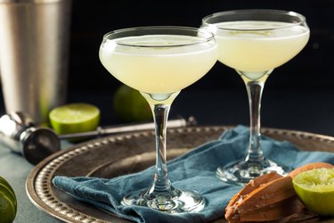 Alcoholic Lime and Gin Gimlet dry january mocktails
