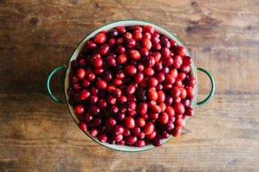 Benefits of cranberry on sale juice for men