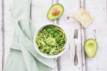 Pasta With Creamy Avocado Sauce