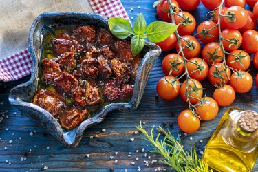 Dried Dehydrated tomatoes preservation