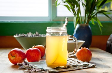 Hot apple cider vinegar and honey drink, as a natural remedy for cough