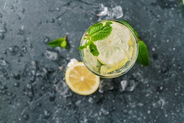 Lemon mint water with ice