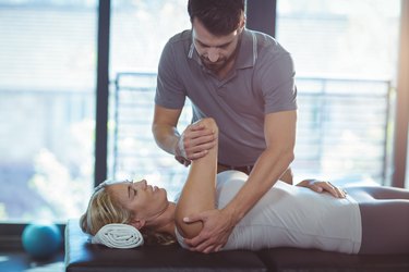 Rehabilitation With a Personal Trainer vs. Physical Therapy