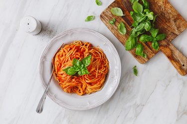 Spaghetti with tomato sauce