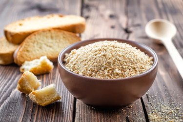Gluten-free alternatives for popular gluten foods like bread and breadcrumbs