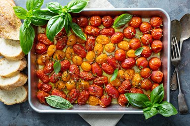 Roasted tomatoes with herbs