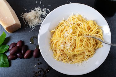 Spaghetti With Parmesan And Olive Oil