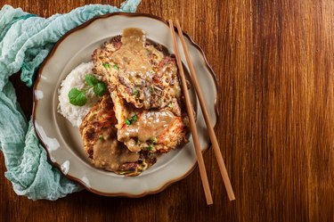 toChinese egg foo young omelette