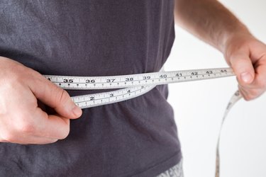 How to Measure the Waistline for Men