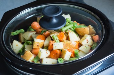 Can i use frozen best sale veg in slow cooker