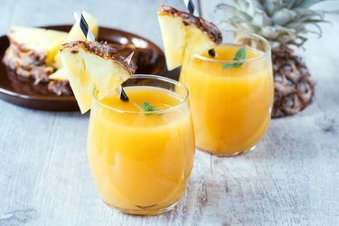 Pineapple juice 2025 for women