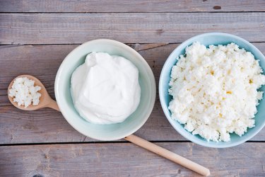 Fresh cottage cheese and Sour cream that contain algae