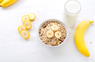 Granola, bananas and a glass of milk