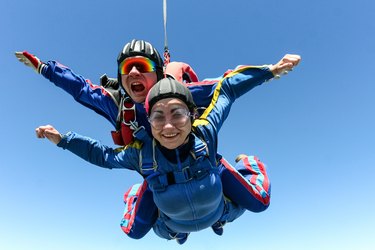 Skydiving photo. Tandem.