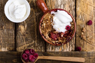 Berry crumble with heavy cream substitute and oats