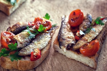 Sandwich with calcium-rich sardine fish